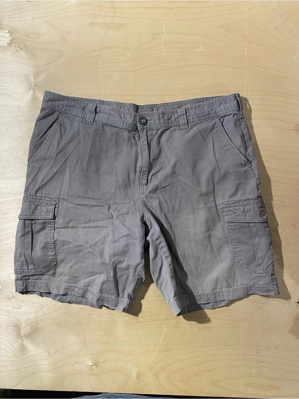 Columbia Men's Gray Cargo Shorts 40 (AU)